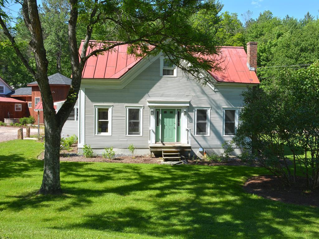 Hyde Away Inn Waitsfield Exterior photo